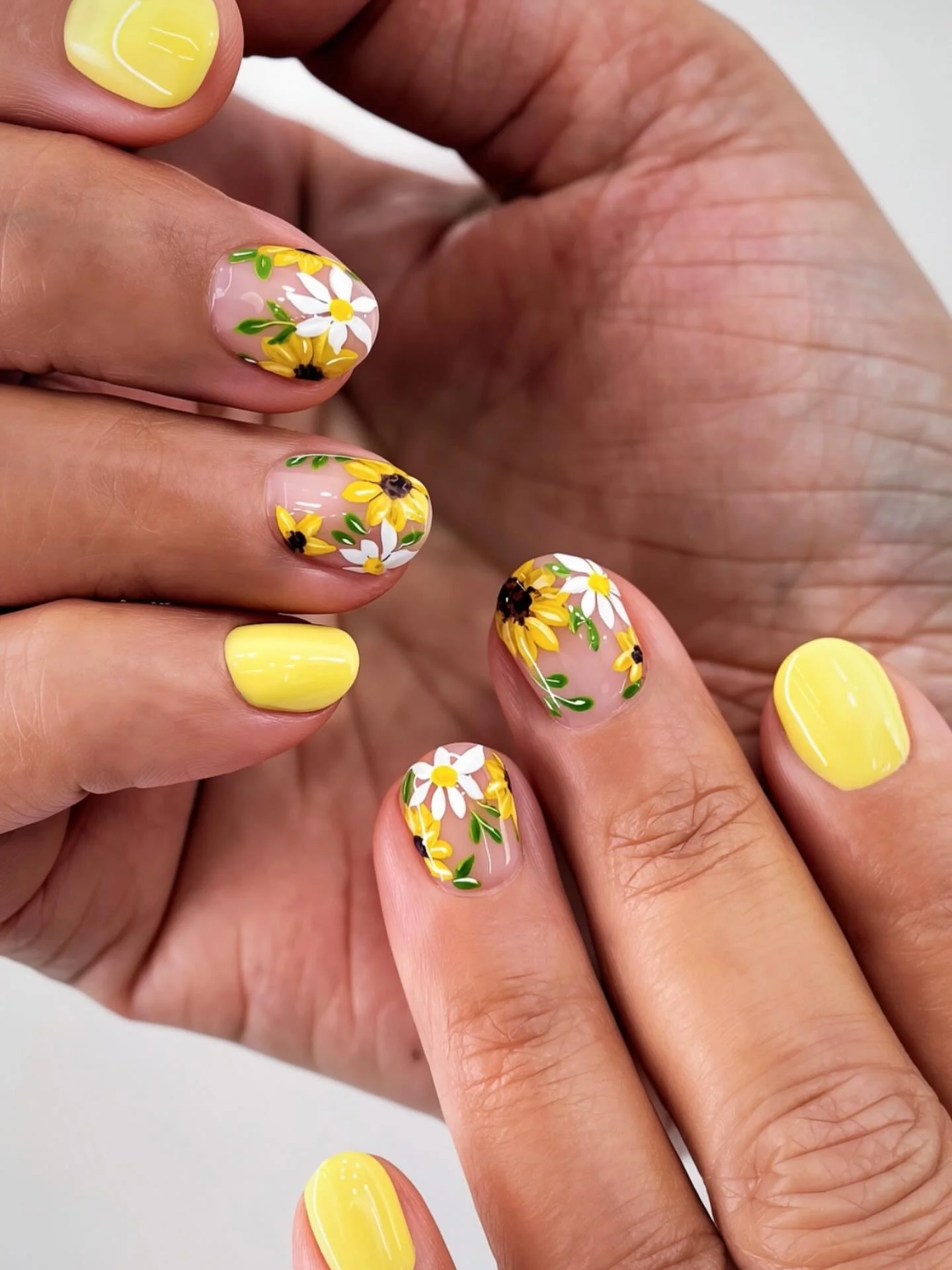 summer nail inspo 2026 Sunny Daisy Nails That Feel Like July In The Best Way