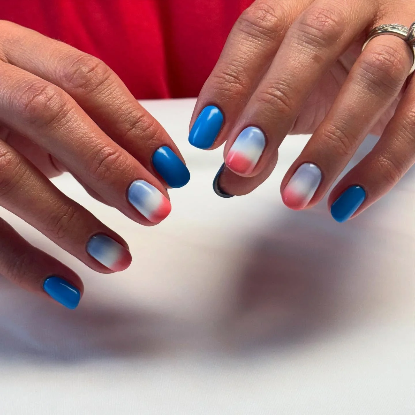 usa nails 2026 Soft Airbrushed Blue And Red Summer Nails