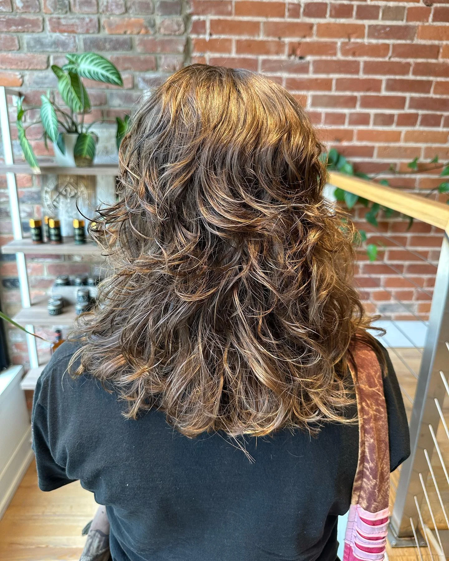 edgy summer shag hairstyle 2026 Golden Bronde Shag With Piecey Texture