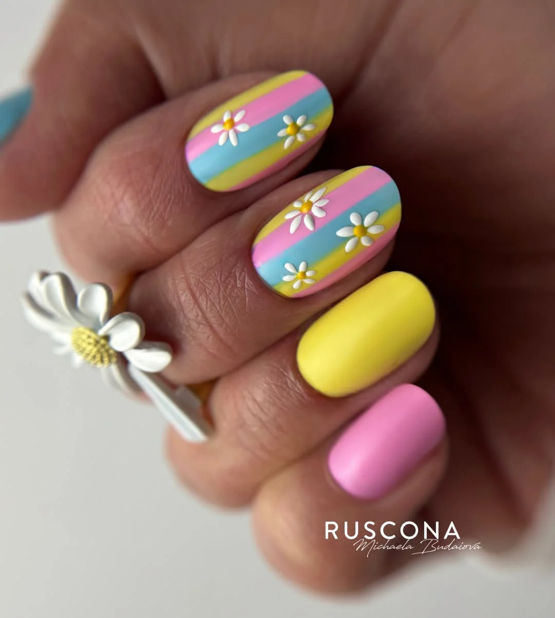 summer yellow nails 2026 Pastel Rainbow Stripes With Daisy Nail Art