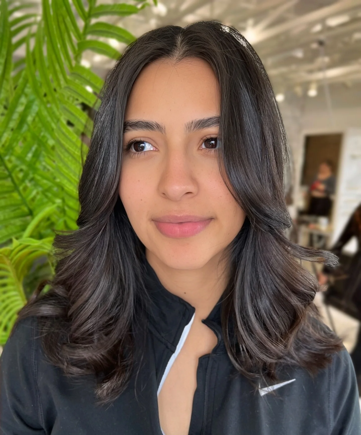 perfect summer haircut 2026 Classic Medium Layers With Smooth Blowout Finish