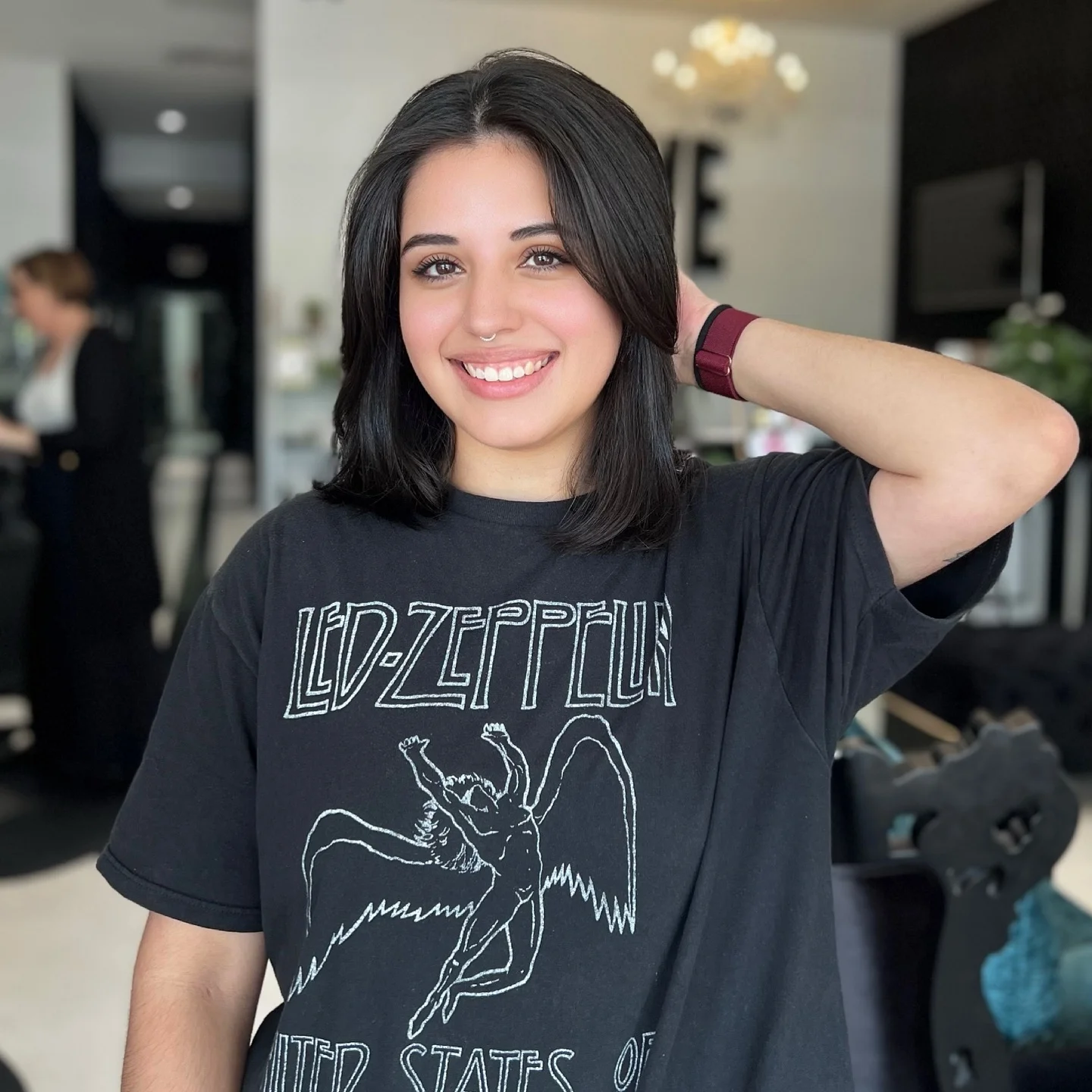 perfect summer haircut 2026 Modern Shoulder Length Blowout With Face Framing