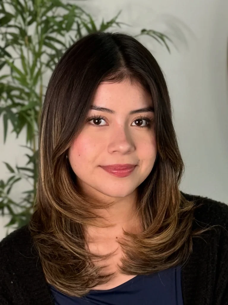 22 Light Summer Haircuts For Medium Hair 2026 That Feel Effortless And Fresh