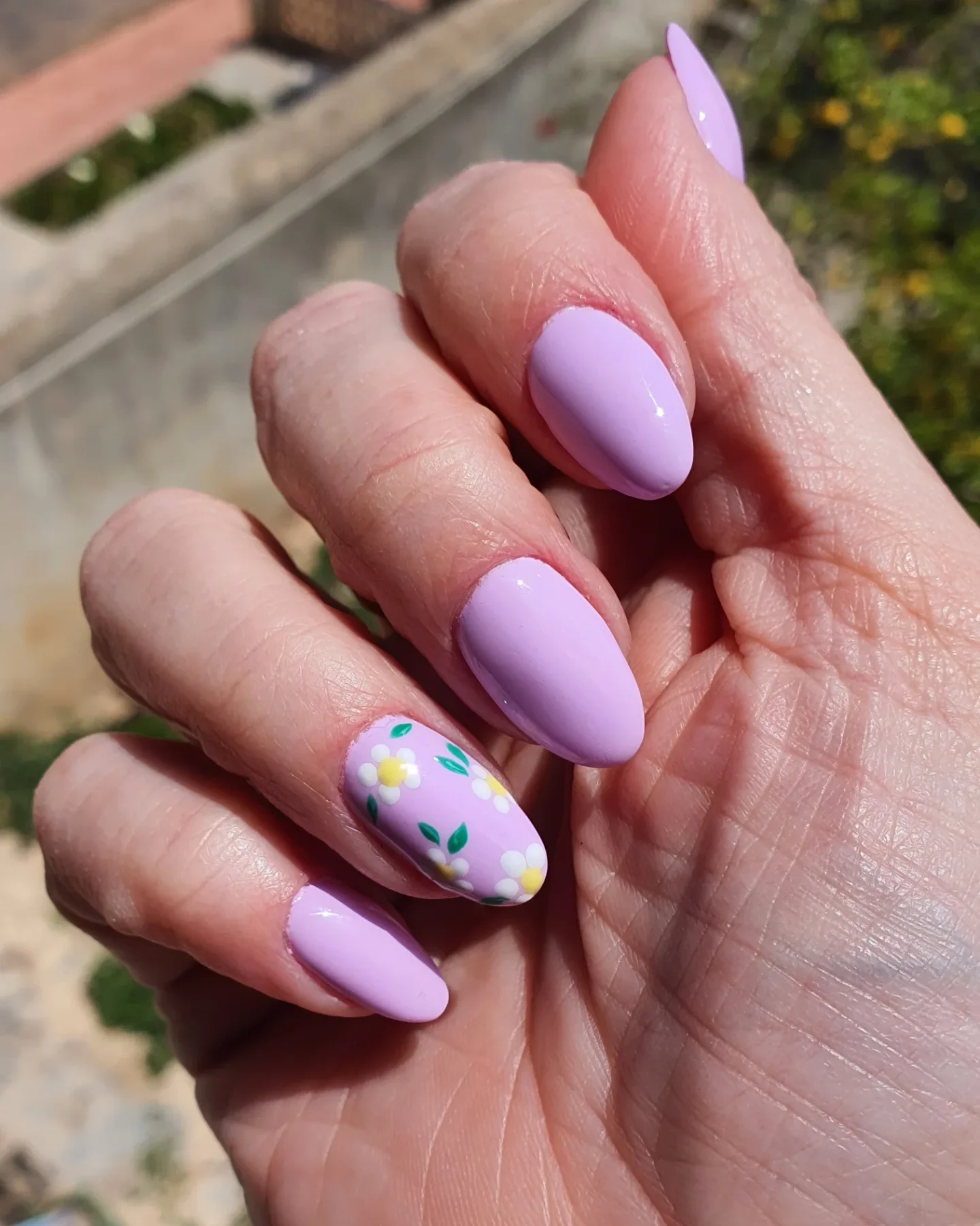 summer flower nails 2026 Lavender Floral Almond Nails For Soft Romantic Looks