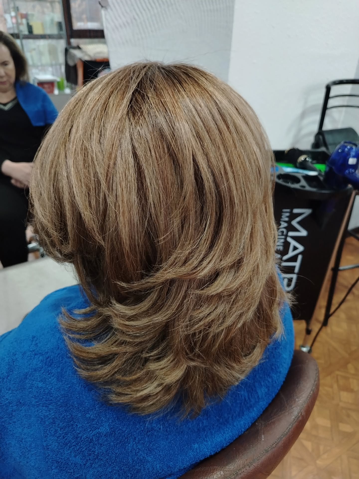 summer-haircuts-women-over-50 Soft Layered Volume With Feathered Movement