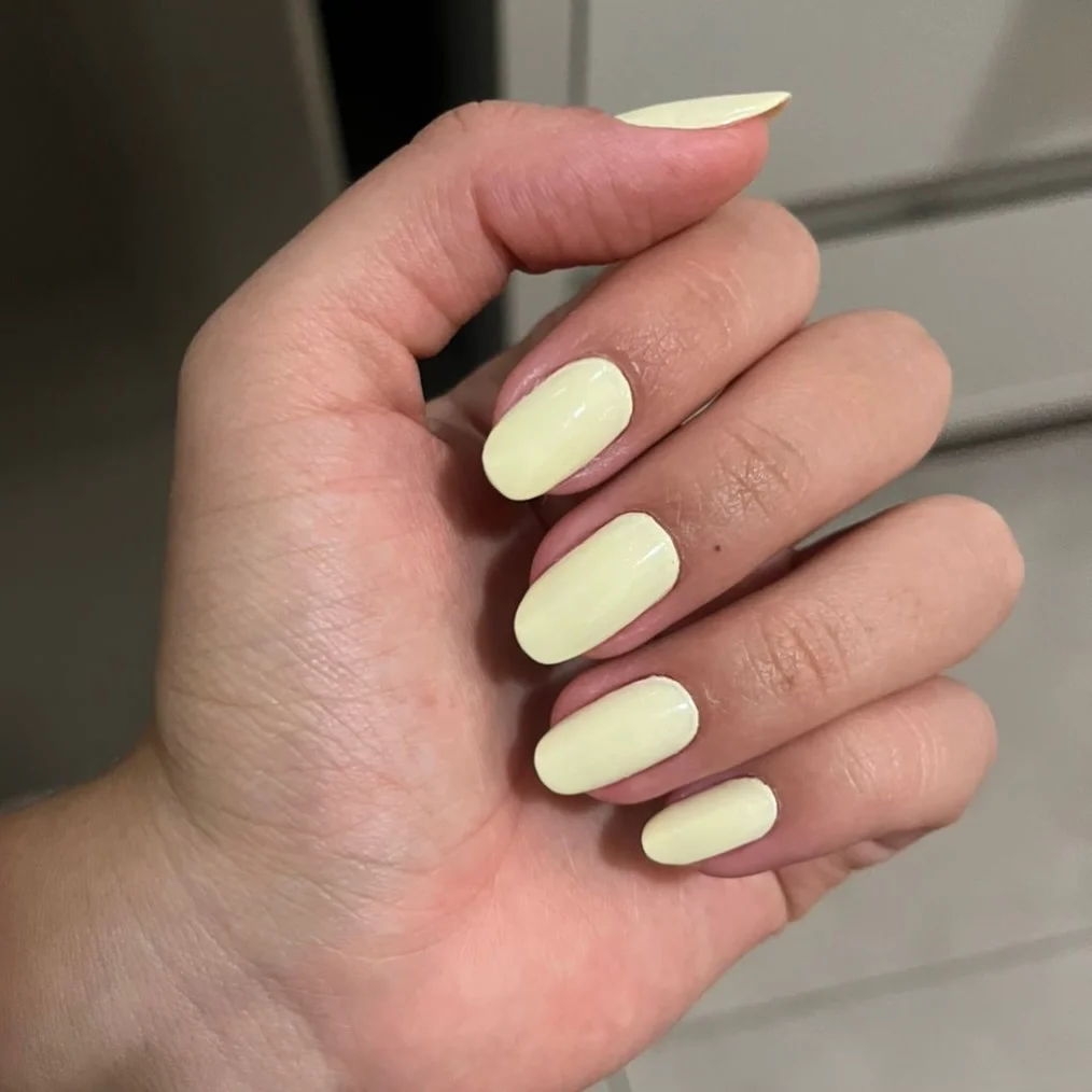 summer manicure color ideas 2026 Butter Vanilla Nails That Make Summer Skin Glow