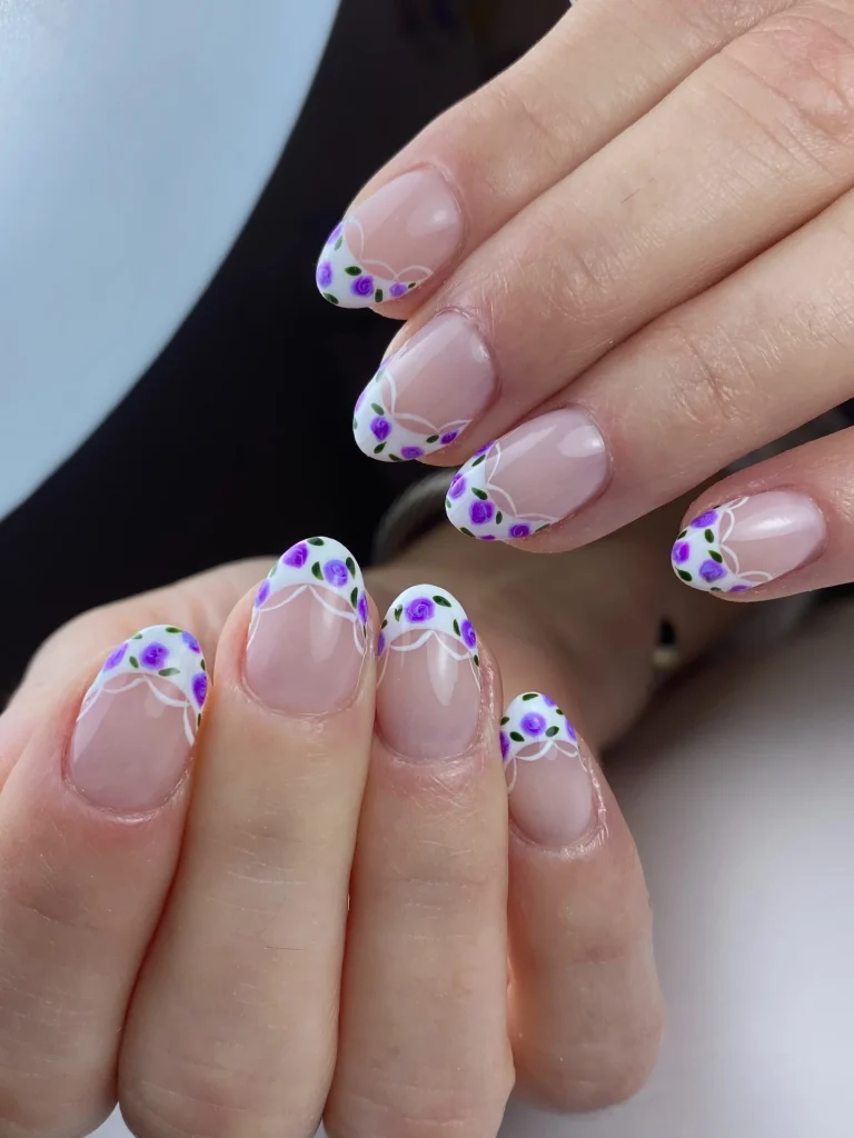 22 Summer French Tip Nails 2026 - Bright, Cute & Trendy Manicure Ideas