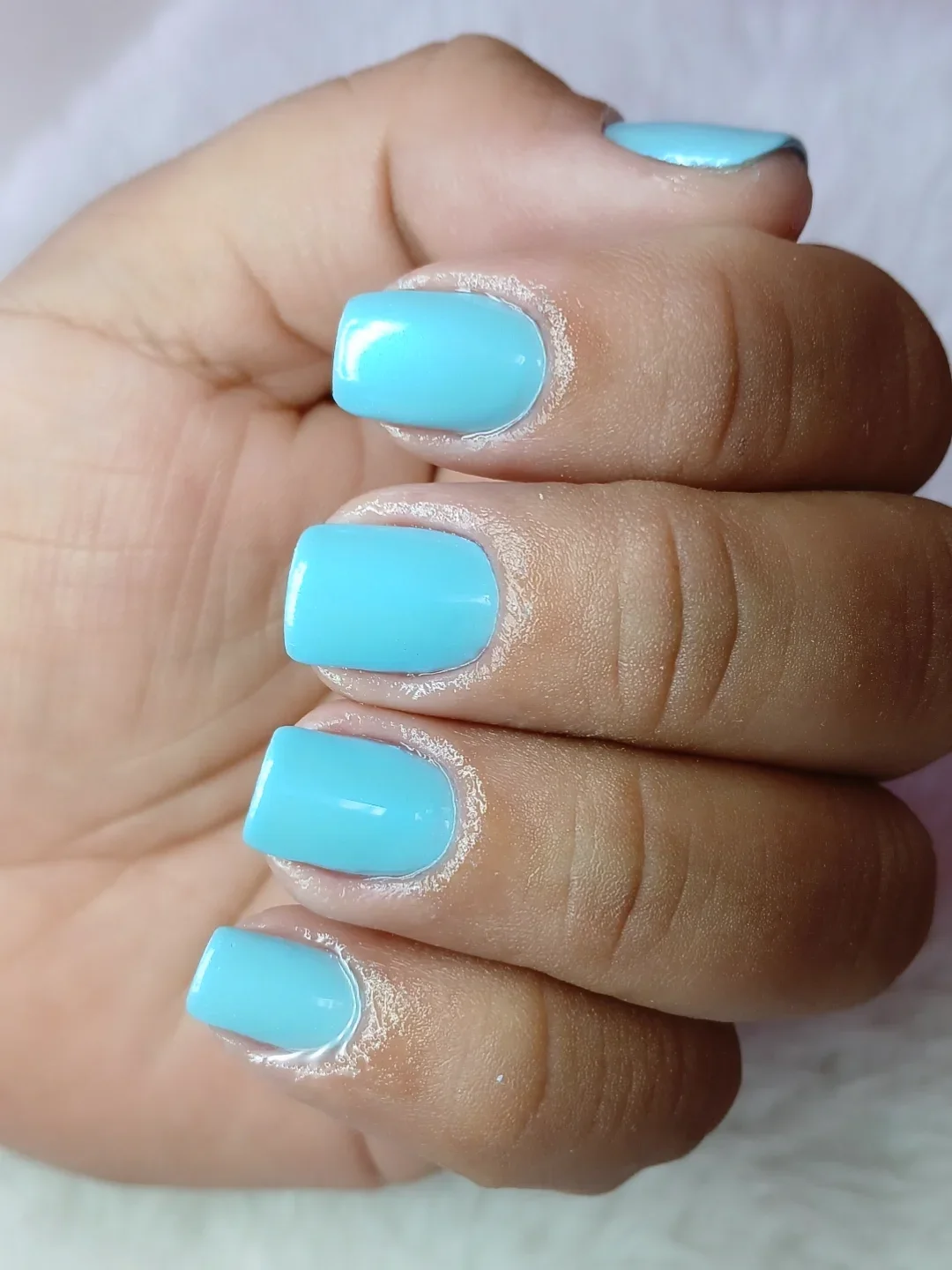 summer manicure color ideas 2026 Poolside Blue Nails With A Retro Pop Twist