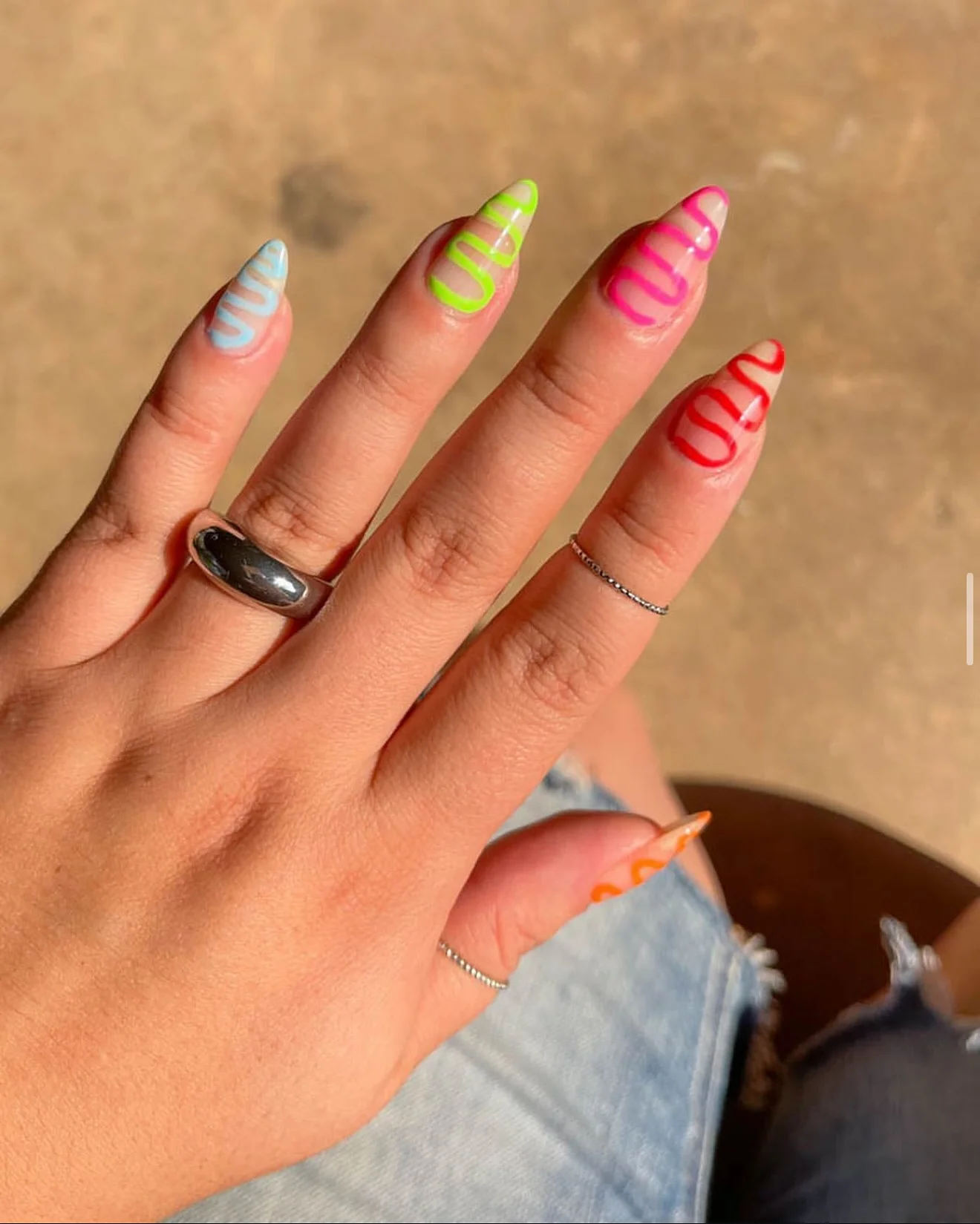 neon summer nails 2026 Minimal Neon Swirl Nails That Still Feel Playful