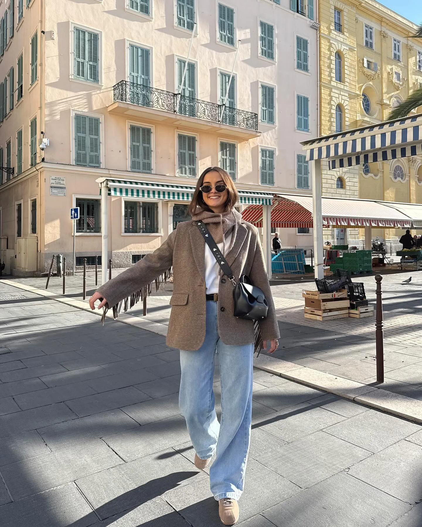 fall outfits ideas 2026 Oversized Blazer Energy With Light Wash Denim