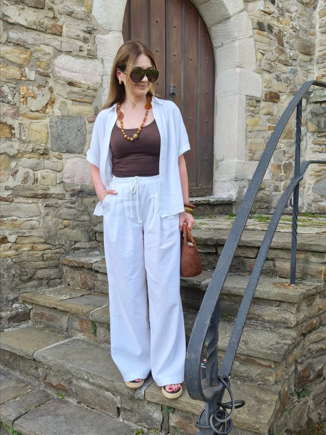 july outfits ideas 2026 Relaxed White Linen Set With Chocolate Brown Accents