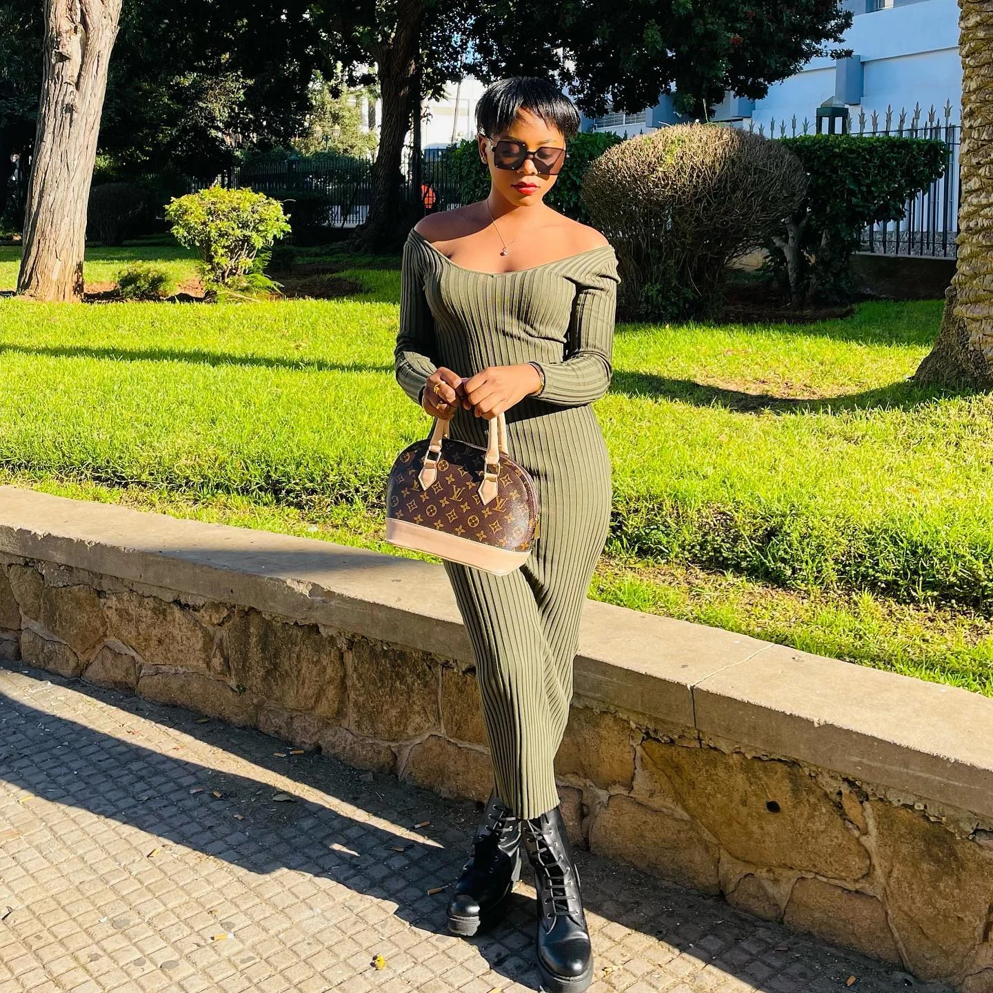 fall 2026 outfits for black women Olive Knit Dress With Autumn Boots Elegance