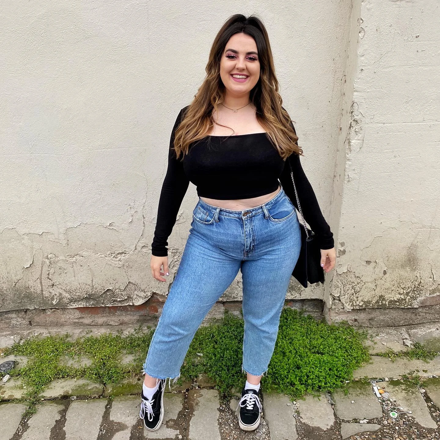 fall outfits for big busted women 2026 Square Necklines And Denim That Never Go Out Of Style