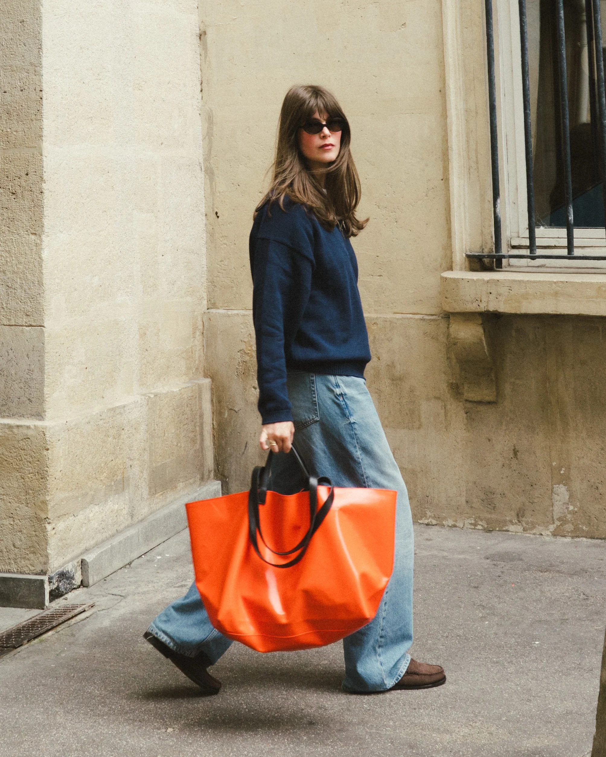 fall denim fashion outfits 2026 Oversized Denim And Statement Accessories For Modern Fall Style