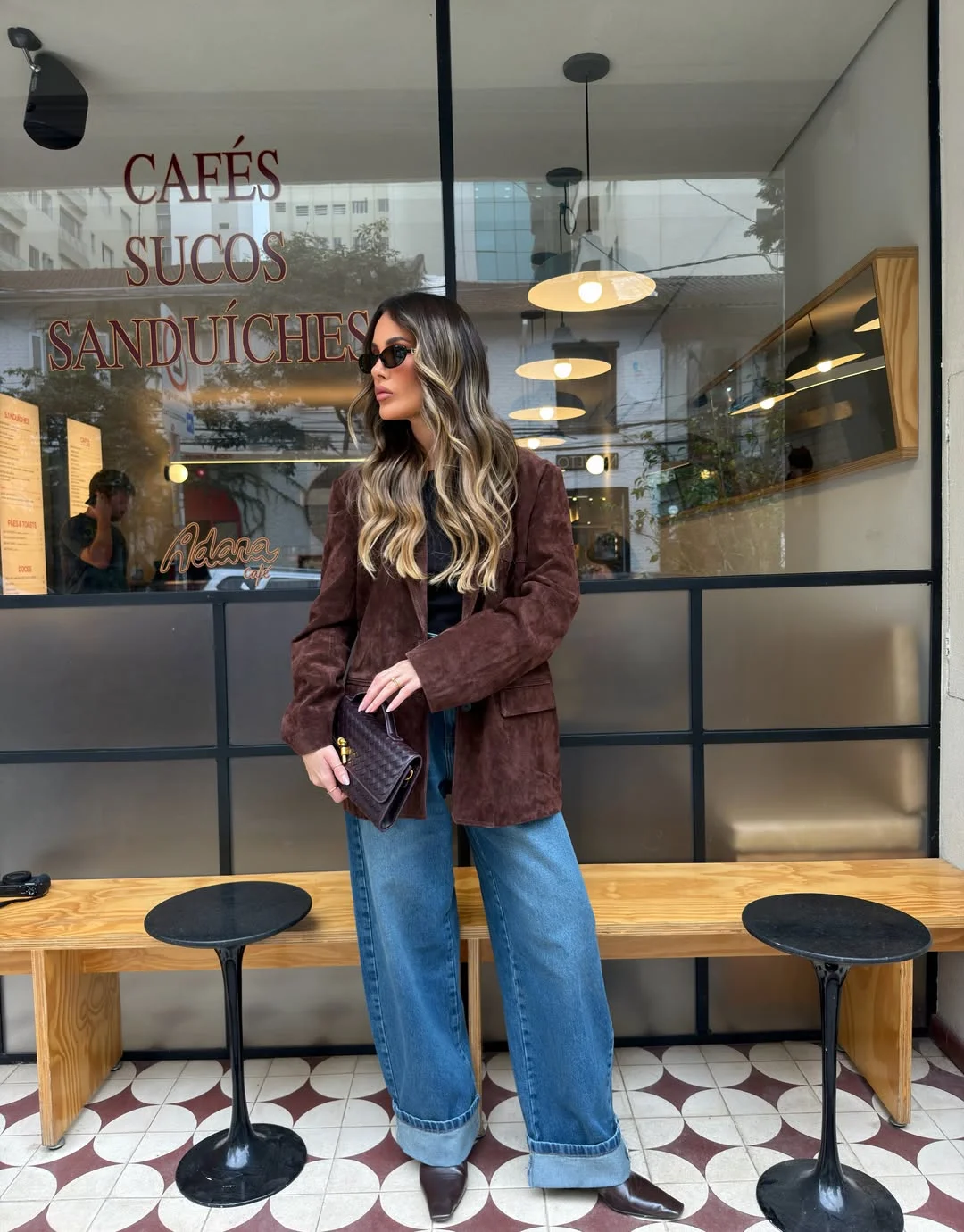 fall outfits ideas 2026 Chocolate Suede Blazer And Wide-Leg Denim For Trendy Fall Dressing