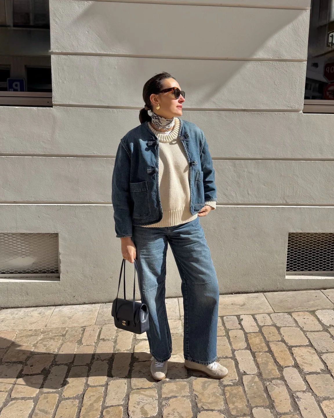 fall outfits with jeans jacket 2026 Soft Neutrals And Relaxed Denim For Everyday Fall