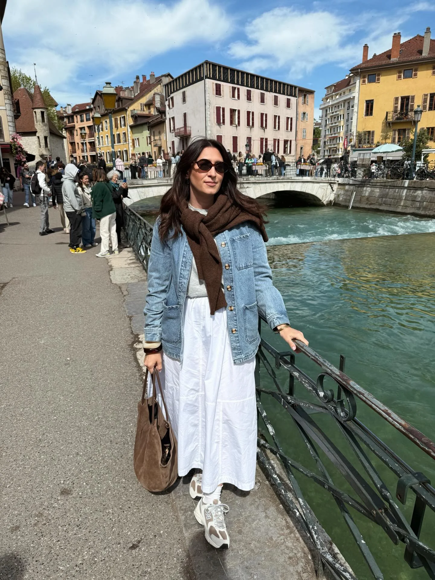 fall outfits with jeans jacket 2026 Light Denim And Flowing White Layers For Early Autumn