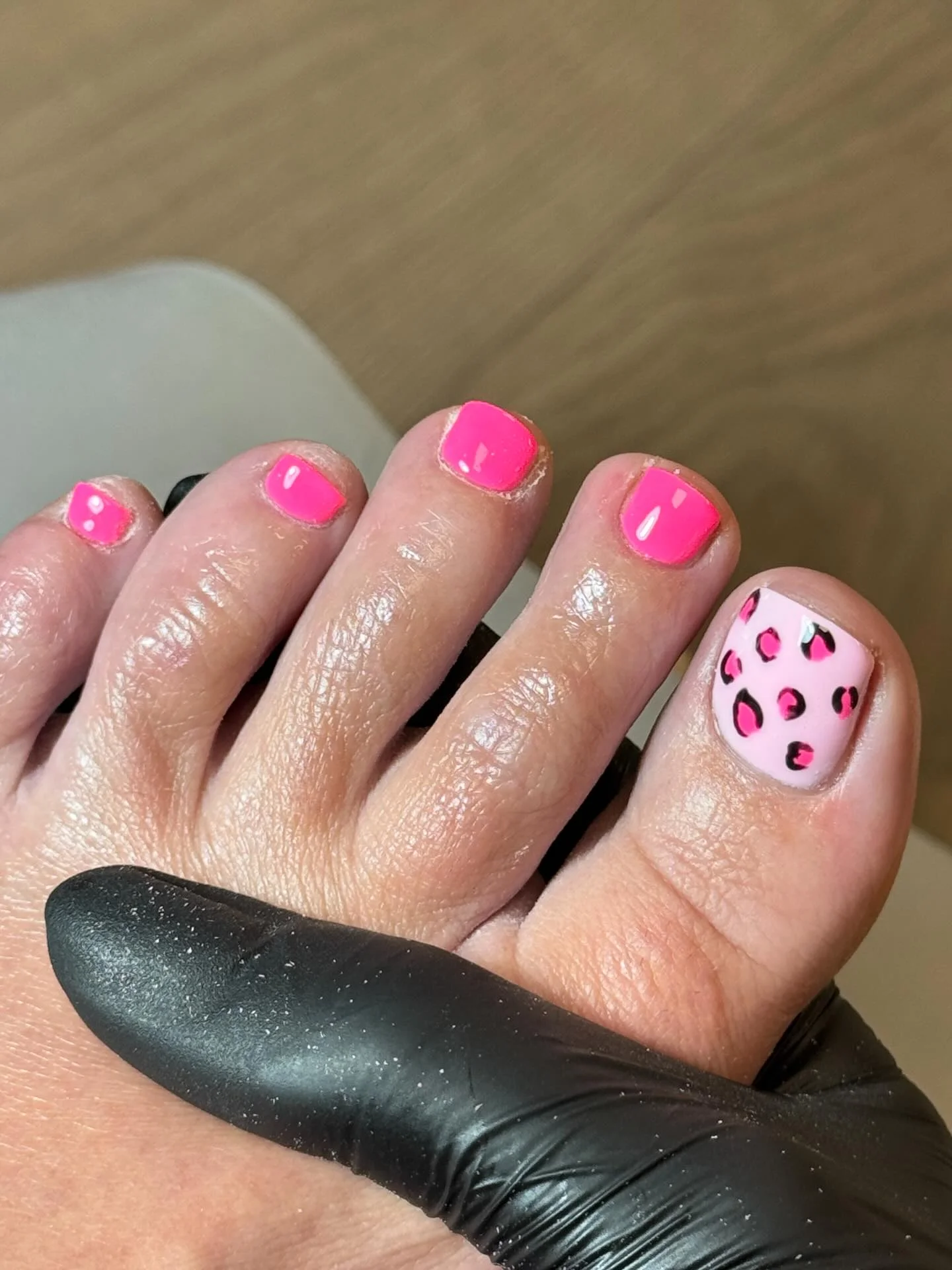 june pedicure ideas Hot Pink Leopard Accent With Playful Personality
