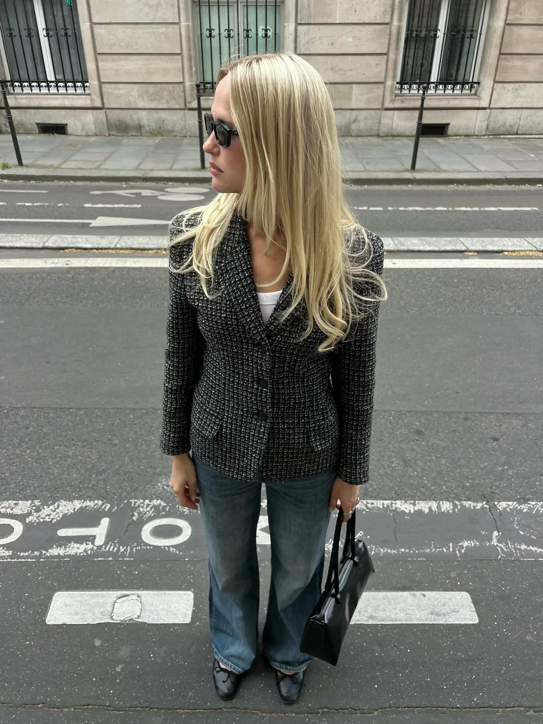 cute fall blazer outfits 2026 Textured Tweed Blazer And Straight-Leg Denim Pairing