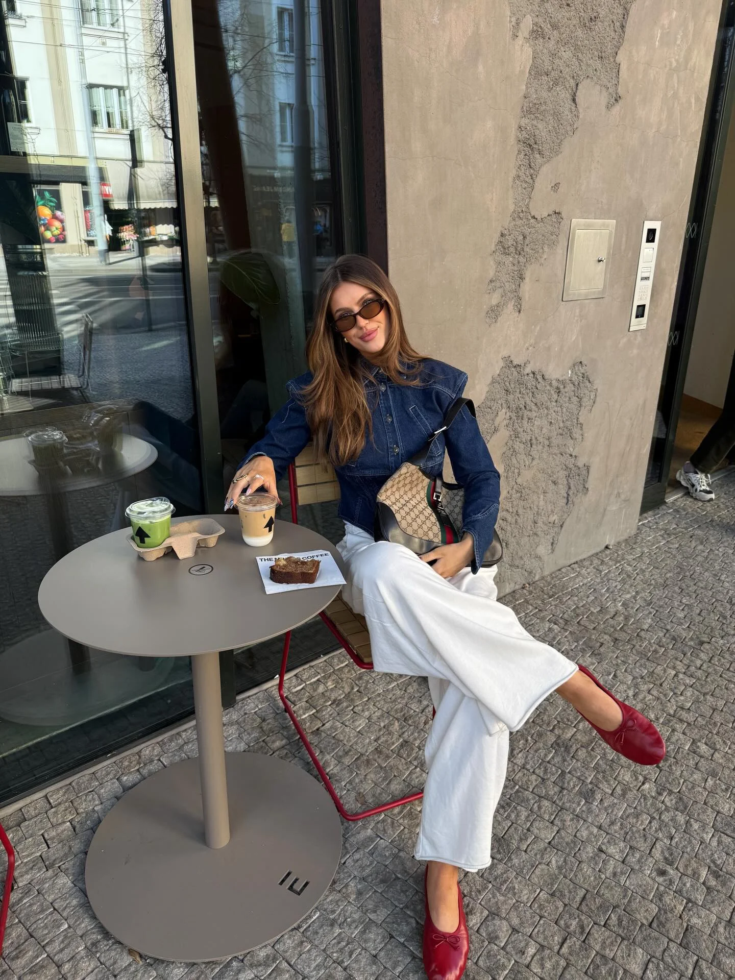 fall outfits with jeans jacket 2026 Dark Denim And White Trousers For A Chic Café Look