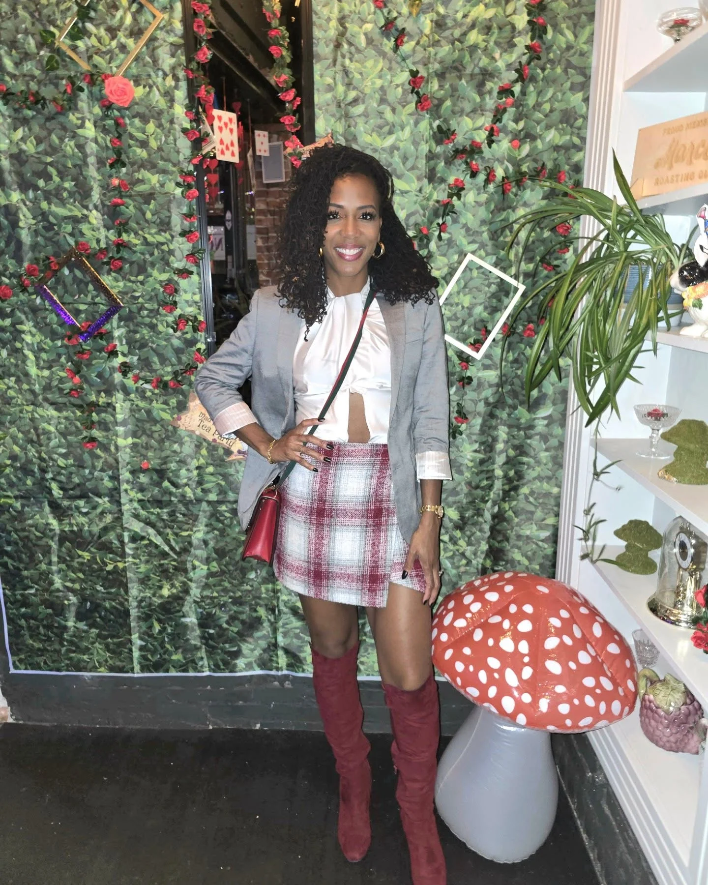 fall 2026 outfits for black women Grey Blazer And Plaid Mini Skirt For Chic Fall Events