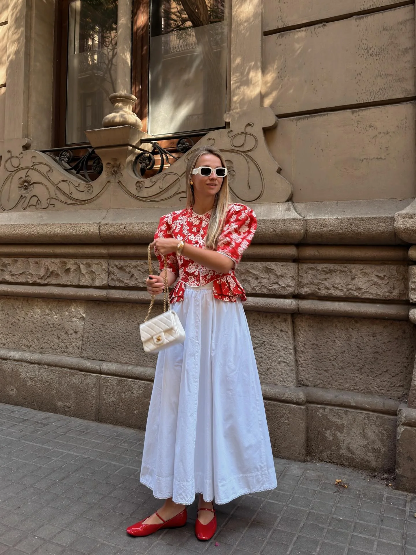 july fashion trends 2026 Red Florals And Crisp White Skirts For Modern Romance