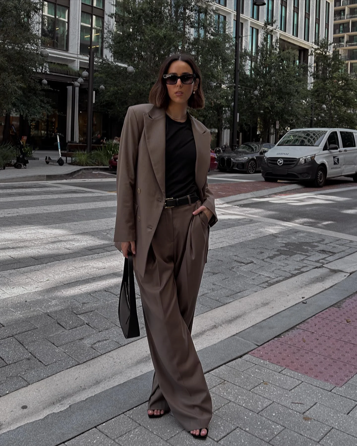 summer to fall outfits 2026 Relaxed Tailoring With Big-City Energy