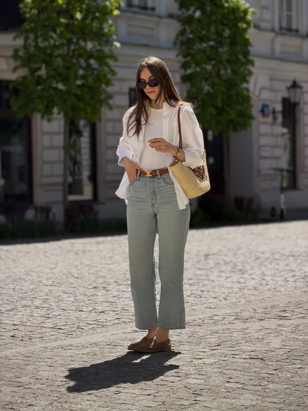 early summer outfits 2026 Minimalist White Layers With Soft Summer Denim