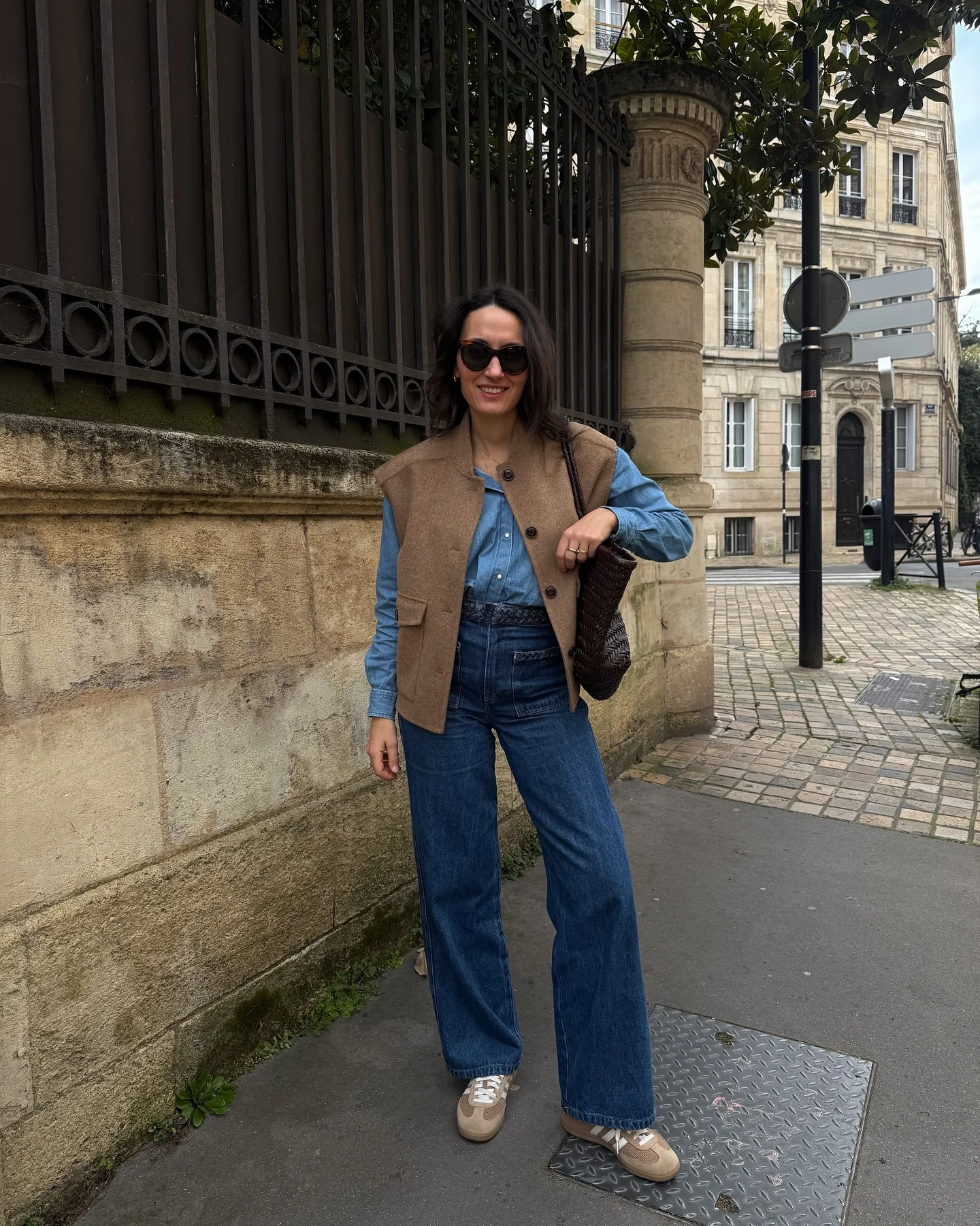 fall outfits with vests 2026 Relaxed Denim Layers With A Tailored Vest