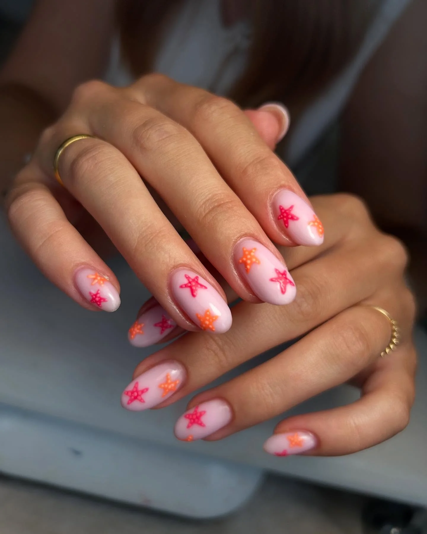starfish summer nails 2026 Playful Pink Starfish Nails With A Sunset Beach Mood