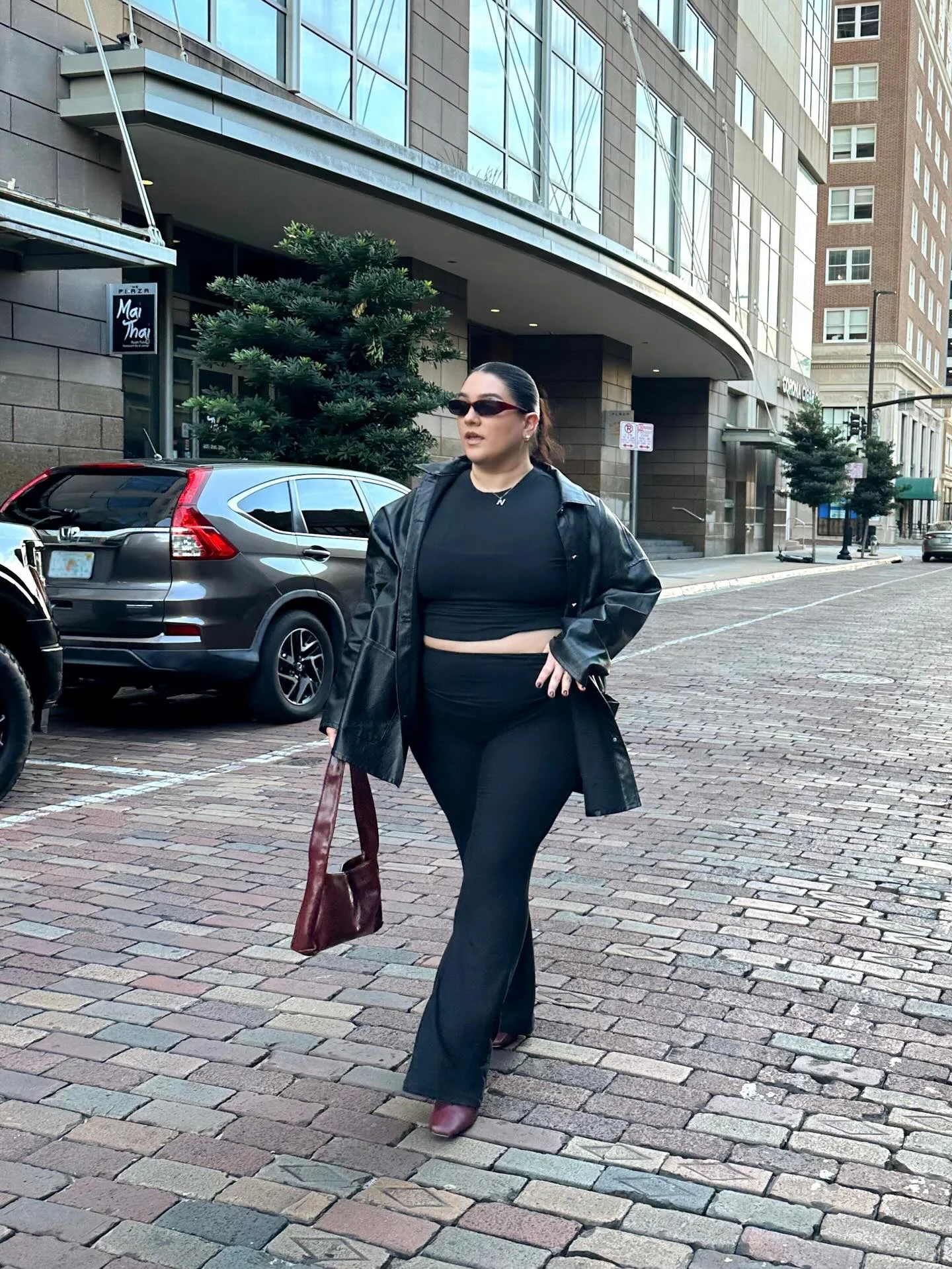 fall outfits for plus size women 2026 Elevated All-Black Streetwear For Day And Night