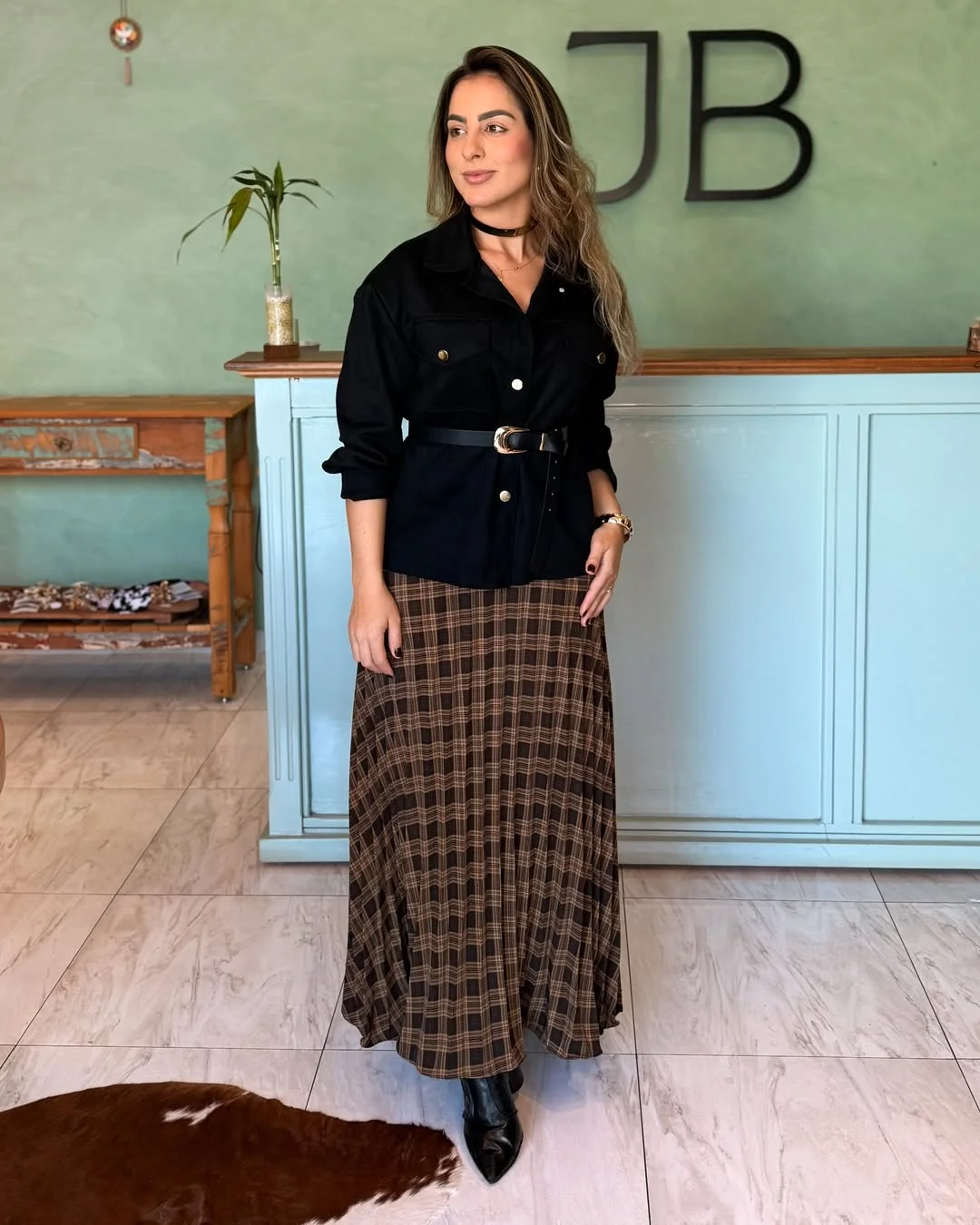 early fall outfits 2026 Plaid Midi Skirts Return With Modern Confidence