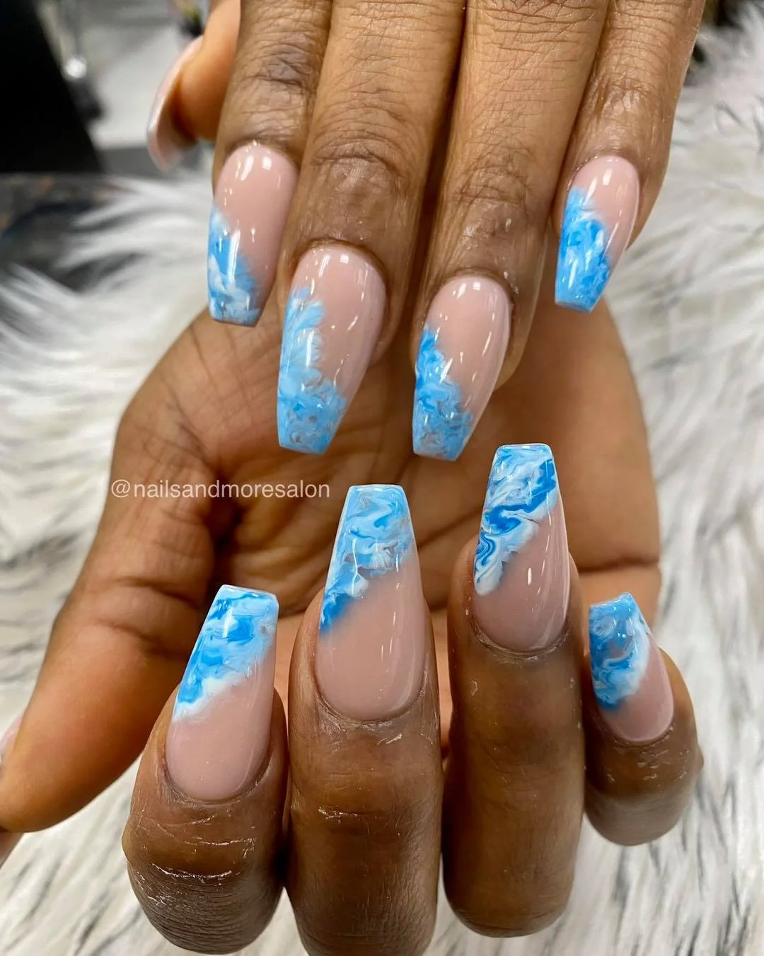 july nails design ideas 2026 Ocean Marble Blue Tips