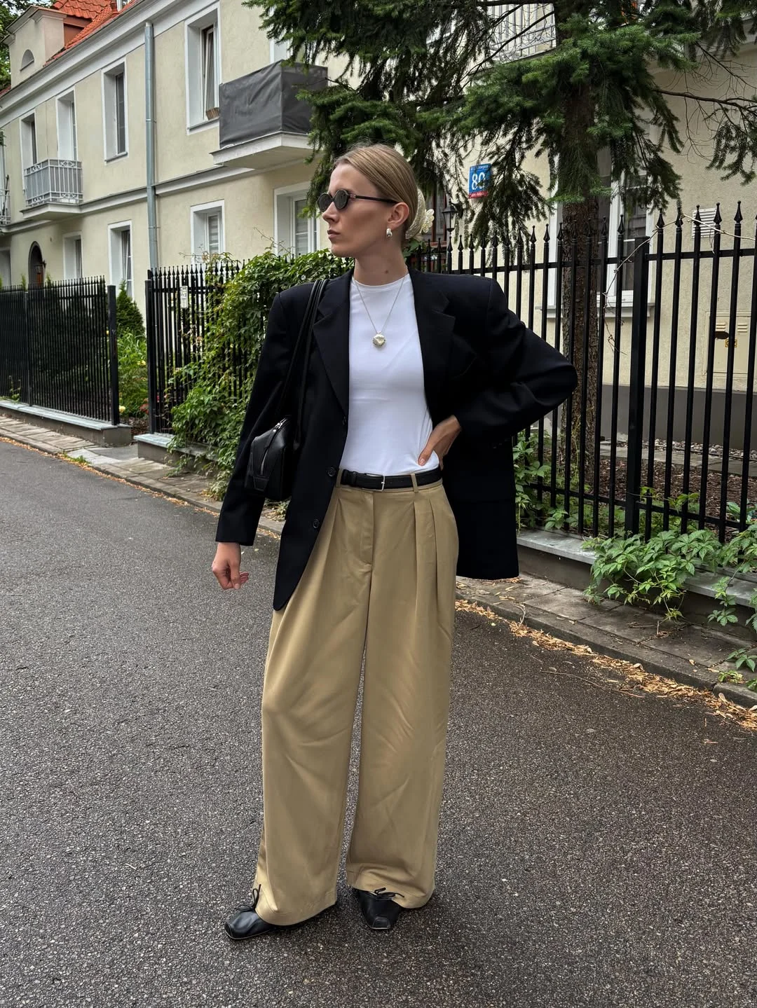 fall business casual outfits for women 2026 Oversized Blazer Styling That Feels Fresh For 2026